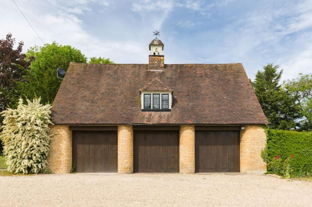 Piglet Lodge Pebworth Exterior photo
